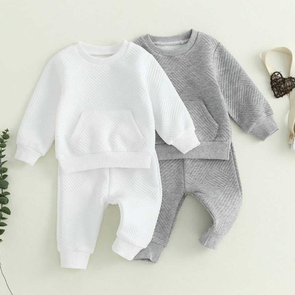 Longsleeve front pocket textured pullover and trouser set.