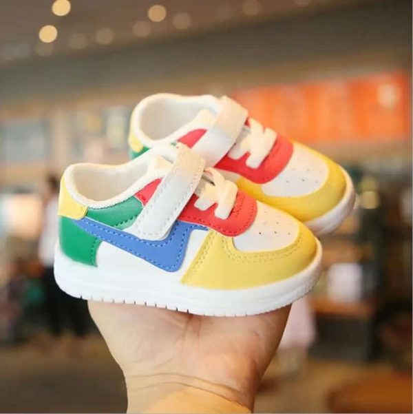 Tennis fashion sneakers