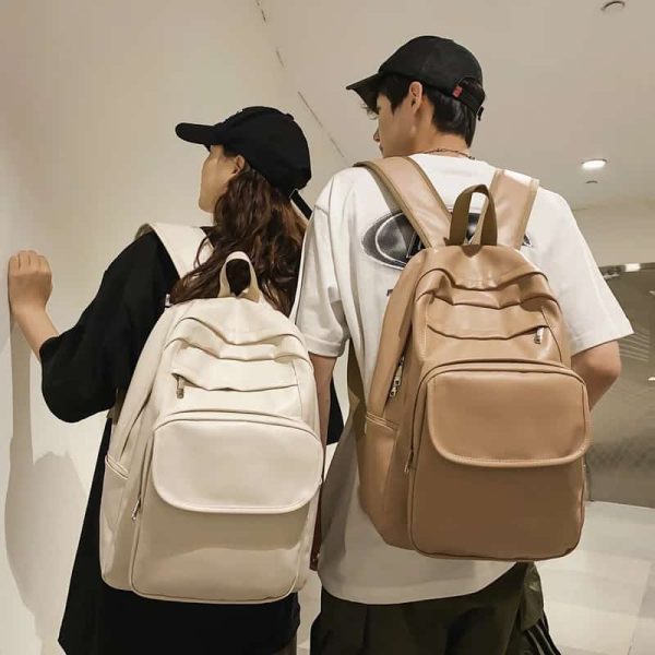 Multi pocket leather bag